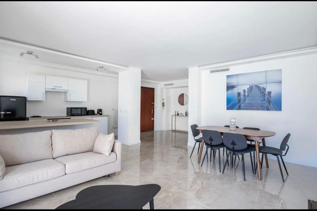 Appartement Centre Cannes Avec Parking Prive Gratuit Sur Place Exteriör bild