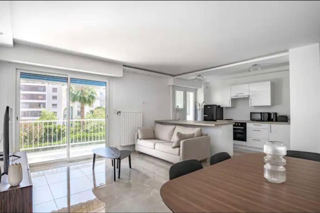 Appartement Centre Cannes Avec Parking Prive Gratuit Sur Place Exteriör bild