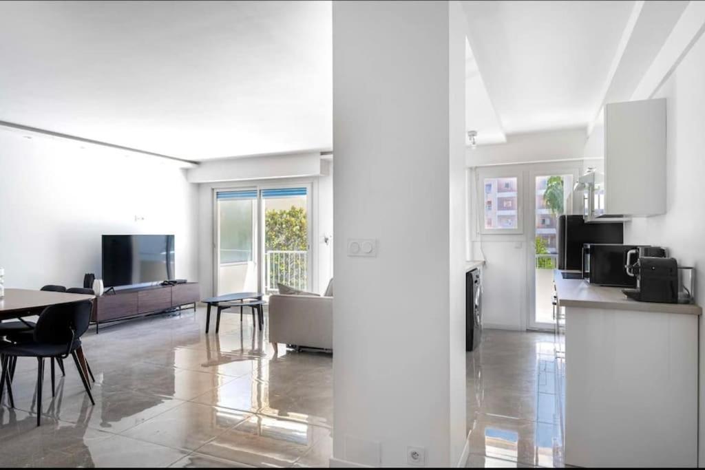Appartement Centre Cannes Avec Parking Prive Gratuit Sur Place Exteriör bild